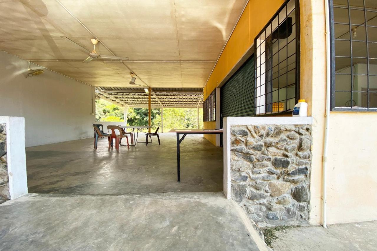 Oyo 90268 Lohan Point Lodge Ranau Exterior photo